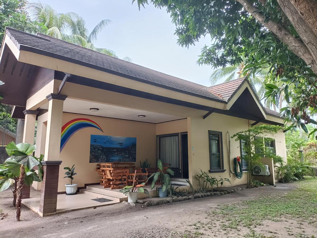 Shenanigans Glamping Resort Zamboanguita  Exterior photo